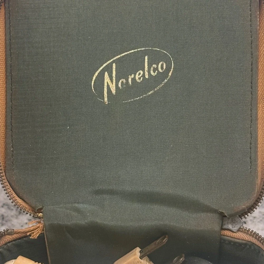 Norelco Mens Speedshaver Cream Vintage Rotary Razor Tan Leather Case MCM Retro